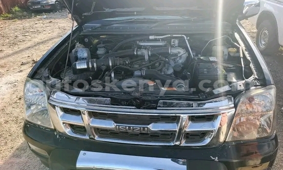 Oofamaa Isuzu D–MAX Black Makiinaa iti Bute keessatti Northeast Kenya keessatti Oofamaa Isuzu D–MAX Black Makiinaa iti Bute keessatti Northeast Kenya keessatti