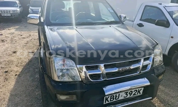 Oofamaa Isuzu D–MAX Black Makiinaa iti Bute keessatti Northeast Kenya keessatti Oofamaa Isuzu D–MAX Black Makiinaa iti Bute keessatti Northeast Kenya keessatti