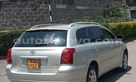 Oofamaa Toyota Avensis Silver Makiinaa iti Gatanga keessatti Nairobi keessatti Oofamaa Toyota Avensis Silver Makiinaa iti Gatanga keessatti Nairobi keessatti