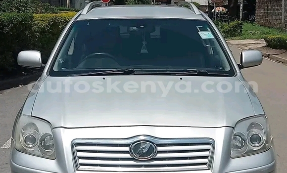Oofamaa Toyota Avensis Silver Makiinaa iti Gatanga keessatti Nairobi keessatti Oofamaa Toyota Avensis Silver Makiinaa iti Gatanga keessatti Nairobi keessatti