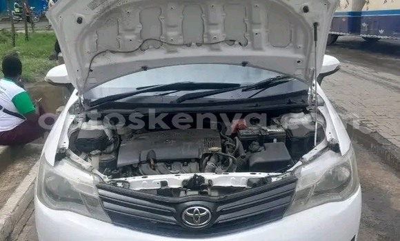 Oofamaa Toyota Axio White Makiinaa iti Garsen keessatti Coast keessatti Oofamaa Toyota Axio White Makiinaa iti Garsen keessatti Coast keessatti