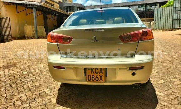 Oofamaa Mitsubishi Galant Other Makiinaa iti Bute keessatti Northeast Kenya keessatti Oofamaa Mitsubishi Galant Other Makiinaa iti Bute keessatti Northeast Kenya keessatti