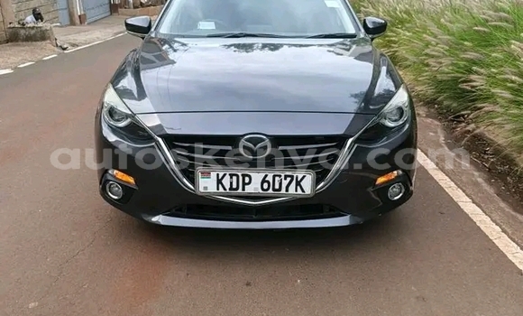 Oofamaa Mazda Axela Black Makiinaa iti Bute keessatti Northeast Kenya keessatti Oofamaa Mazda Axela Black Makiinaa iti Bute keessatti Northeast Kenya keessatti
