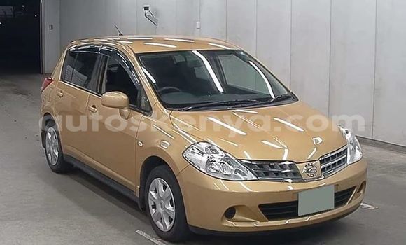 Nunua Ilio tumika Nissan tiida Nyingine Gari ndani ya Mombasa nchini Kenya ya Pwani Nunua Ilio tumika Nissan tiida Nyingine Gari ndani ya Mombasa nchini Kenya ya Pwani