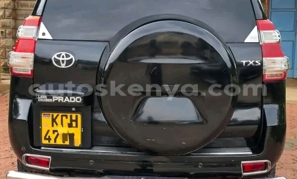 Oofamaa Toyota Land Cruiser Prado Black Makiinaa iti Changamwe keessatti Coast keessatti Oofamaa Toyota Land Cruiser Prado Black Makiinaa iti Changamwe keessatti Coast keessatti