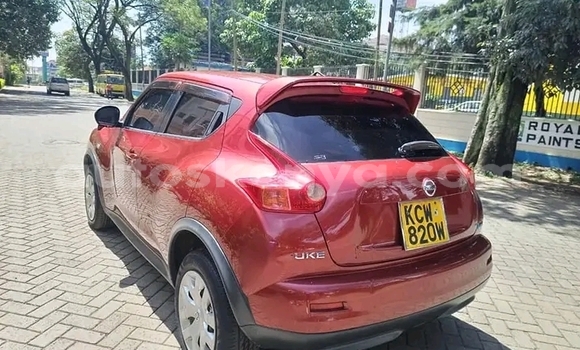 Oofamaa Nissan Juke Red Makiinaa iti Busia keessatti West Kenya keessatti Oofamaa Nissan Juke Red Makiinaa iti Busia keessatti West Kenya keessatti