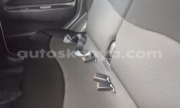 Nunua Ilio tumika Mitsubishi Colt Fedha Gari ndani ya Mombasa nchini Kenya ya Pwani Nunua Ilio tumika Mitsubishi Colt Fedha Gari ndani ya Mombasa nchini Kenya ya Pwani