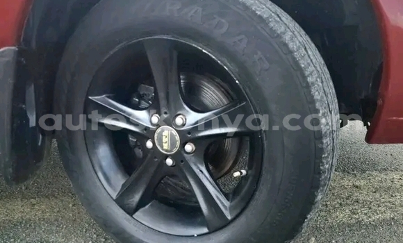 Oofamaa Subaru Impreza Red Makiinaa iti Bute keessatti Northeast Kenya keessatti Oofamaa Subaru Impreza Red Makiinaa iti Bute keessatti Northeast Kenya keessatti