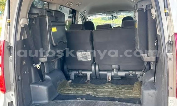Buy Used Toyota Noah White Car in Nairobi in Nairobi Buy Used Toyota Noah White Car in Nairobi in Nairobi