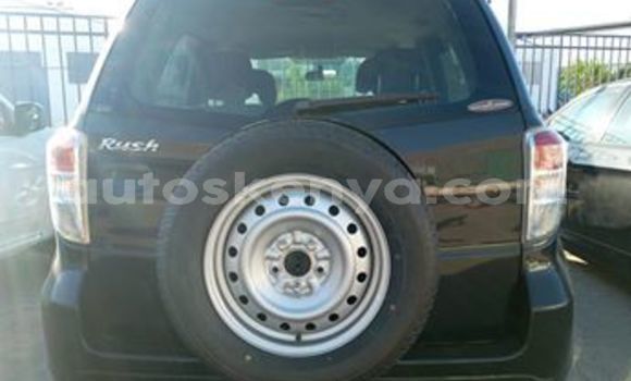 Nunua Ilio tumika Toyota Rush Nyeusi Gari ndani ya Mombasa nchini Kenya ya Pwani Nunua Ilio tumika Toyota Rush Nyeusi Gari ndani ya Mombasa nchini Kenya ya Pwani