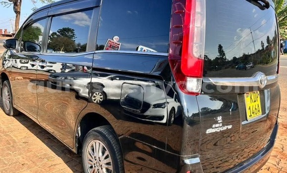 Nunua Ilio tumika Toyota Esquire Nyeusi Gari ndani ya Nairobi nchini Nairobi Nunua Ilio tumika Toyota Esquire Nyeusi Gari ndani ya Nairobi nchini Nairobi