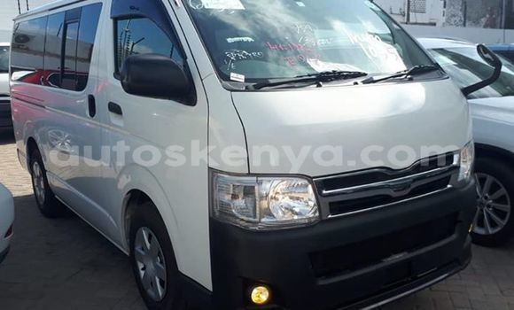 Nunua Ilio tumika Toyota Hiace Nyeupe Gari ndani ya Mombasa nchini Kenya ya Pwani Nunua Ilio tumika Toyota Hiace Nyeupe Gari ndani ya Mombasa nchini Kenya ya Pwani