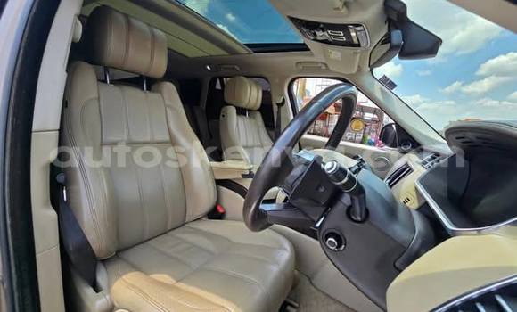 Nunua Ilio tumika Land Rover Range Rover Vogue Nyingine Gari ndani ya Nairobi nchini Nairobi Nunua Ilio tumika Land Rover Range Rover Vogue Nyingine Gari ndani ya Nairobi nchini Nairobi