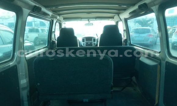 Nunua Ilio tumika Nissan Caravan Fedha Gari ndani ya Mombasa nchini Kenya ya Pwani Nunua Ilio tumika Nissan Caravan Fedha Gari ndani ya Mombasa nchini Kenya ya Pwani