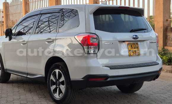 Nunua Ilio tumika Subaru Forester Nyeupe Gari ndani ya Nairobi nchini Nairobi Nunua Ilio tumika Subaru Forester Nyeupe Gari ndani ya Nairobi nchini Nairobi