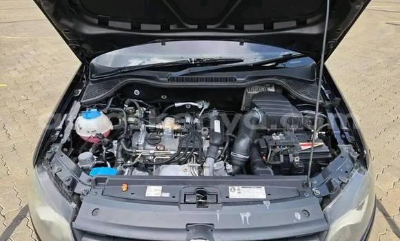 Nunua Ilio tumika Volkswagen Polo Nyeusi Gari ndani ya Kiambu nchini Nairobi Nunua Ilio tumika Volkswagen Polo Nyeusi Gari ndani ya Kiambu nchini Nairobi