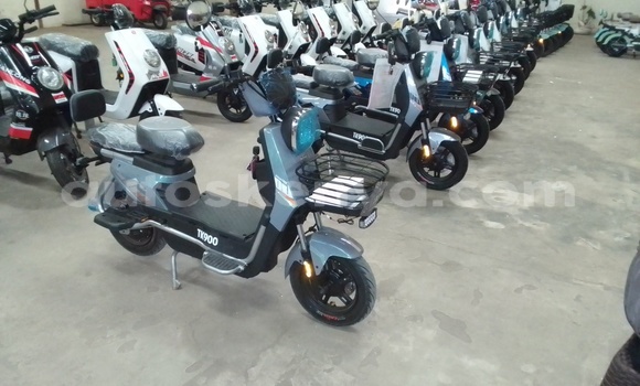 Haaraa Can–am DS 650 Silver Doqdoqqee iti Nairobi keessatti Nairobi keessatti