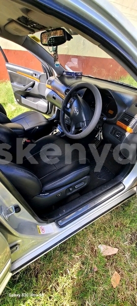 Big with watermark toyota avensis northeast kenya bute 27858