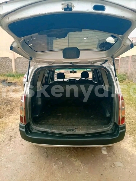 Big with watermark toyota succeed northeast kenya bute 27876