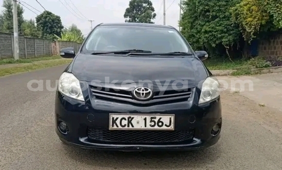Oofamaa Toyota Auris Black Makiinaa iti Bute keessatti Northeast Kenya keessatti