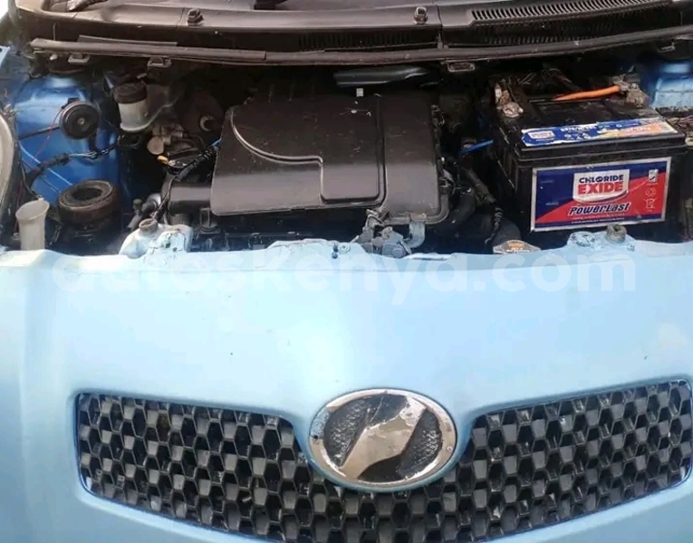 Big with watermark toyota vitz northeast kenya bute 27888