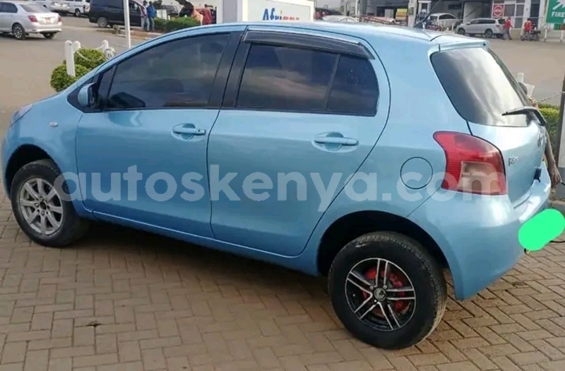 Big with watermark toyota vitz northeast kenya bute 27888