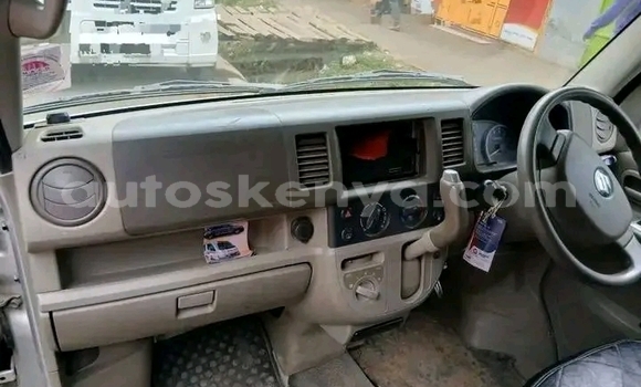 Buy Used Suzuki Every Other Car in Bute in Northeast Kenya
