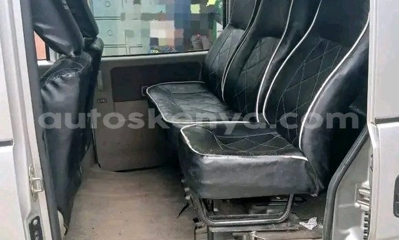 Buy Used Suzuki Every Other Car in Bute in Northeast Kenya Buy Used Suzuki Every Other Car in Bute in Northeast Kenya