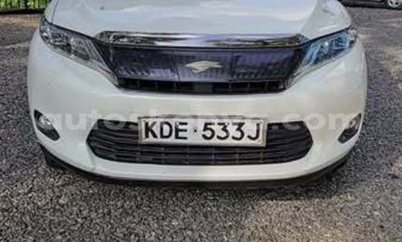 Oofamaa Toyota Harrier Other Makiinaa iti Nairobi keessatti Nairobi keessatti