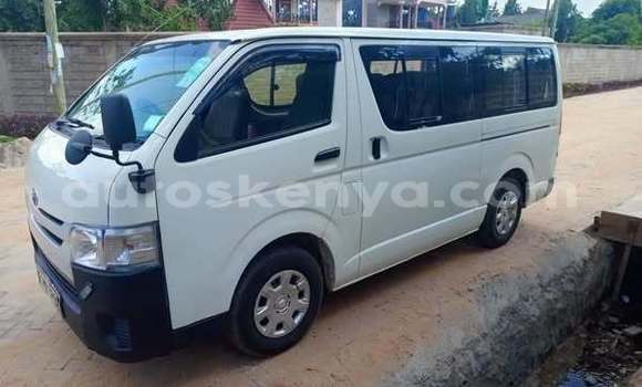 Nunua Ilio tumika Toyota Hiace Nyingine Gari ndani ya Nairobi nchini Nairobi Nunua Ilio tumika Toyota Hiace Nyingine Gari ndani ya Nairobi nchini Nairobi