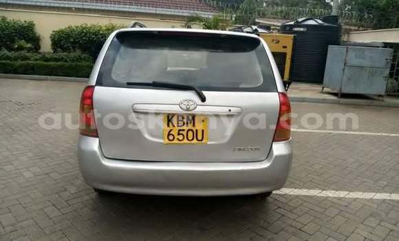Oofamaa Toyota Fielder Other Makiinaa iti Nairobi keessatti Nairobi keessatti