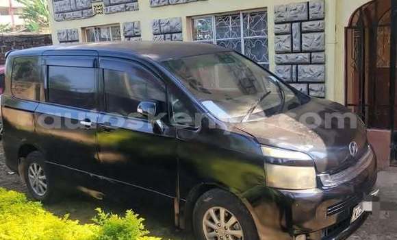 Oofamaa Toyota Voxy Other Makiinaa iti Nairobi keessatti Nairobi keessatti