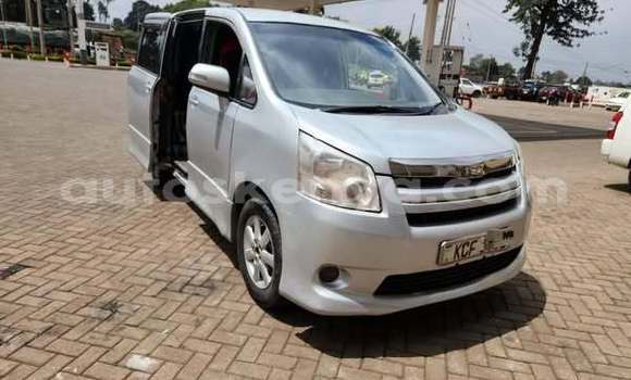 Oofamaa Toyota Noah Other Makiinaa iti Nairobi keessatti Nairobi keessatti Oofamaa Toyota Noah Other Makiinaa iti Nairobi keessatti Nairobi keessatti