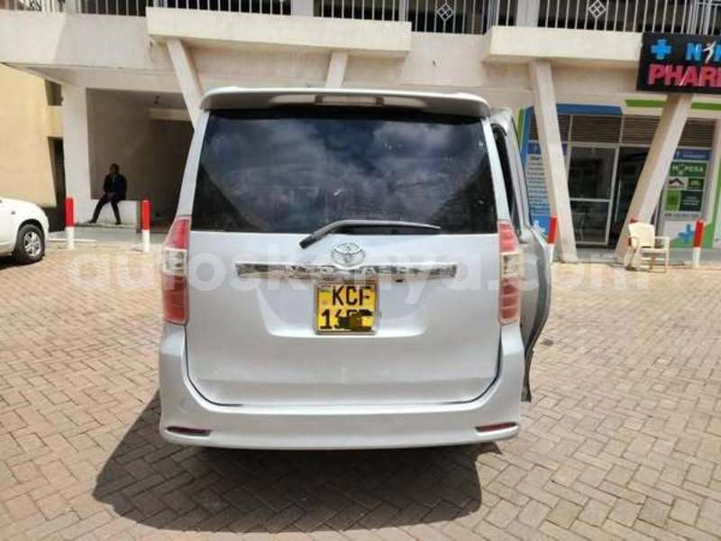 Big with watermark toyota noah nairobi nairobi 27928