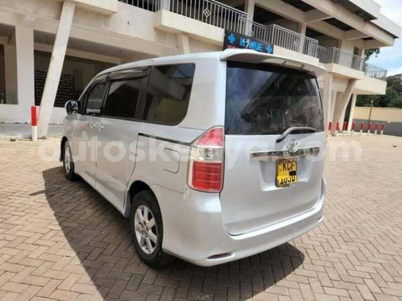 Big with watermark toyota noah nairobi nairobi 27928