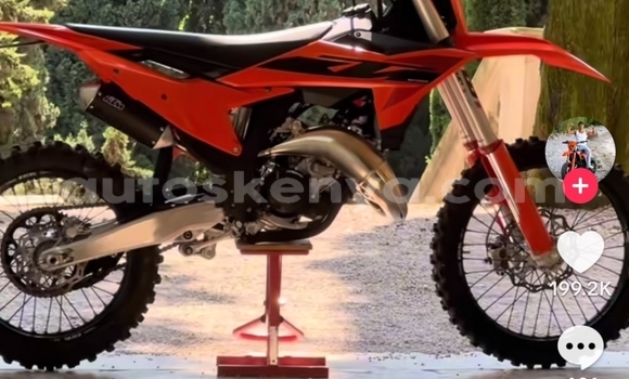 Oofamaa KTM X-Bow Black Doqdoqqee iti Nairobi keessatti Nairobi keessatti