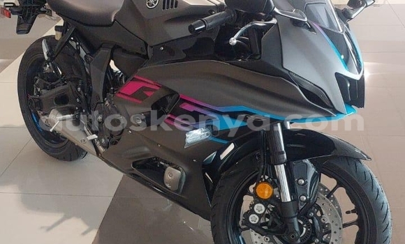 Nunua Ilio tumika Yamaha YZF Beige Bike ndani ya Nairobi nchini Nairobi