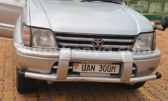 Nunua Ilio tumika Toyota Prado Brown Gari ndani ya Busia nchini West Kenya