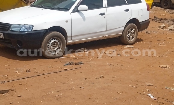 Nunua Ilio tumika Nissan AD Nyeupe Gari ndani ya Nairobi nchini Nairobi