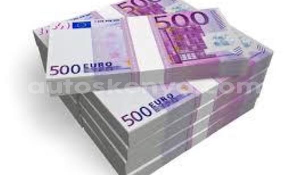 Nunua Ilio tumika Adler Trumpf Junior Bluu Gari ndani ya Iten nchini Bonde la Ufafanuzi