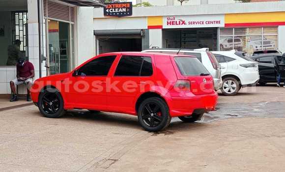 Oofamaa Volkswagen Golf Red Makiinaa iti Nairobi keessatti Nairobi keessatti