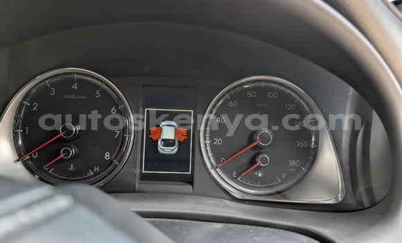 Nunua Ilio tumika Toyota Harrier Nyeupe Gari ndani ya Nairobi nchini Nairobi Nunua Ilio tumika Toyota Harrier Nyeupe Gari ndani ya Nairobi nchini Nairobi