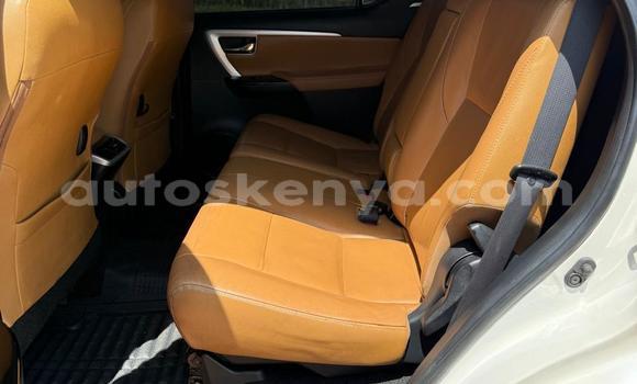 Nunua Ilio tumika Toyota Fortuner Nyeupe Gari ndani ya Nairobi nchini Nairobi Nunua Ilio tumika Toyota Fortuner Nyeupe Gari ndani ya Nairobi nchini Nairobi