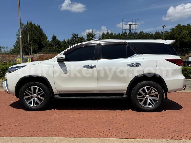 Big with watermark toyota fortuner nairobi nairobi 28244