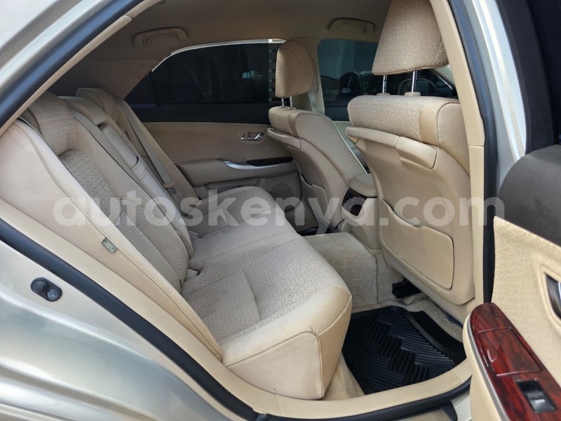 Big with watermark toyota crown nairobi nairobi 28247