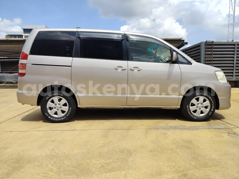 Big with watermark toyota noah nairobi nairobi 28262