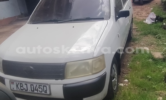 Buy Used Toyota Probox White Car in Nairobi in Nairobi