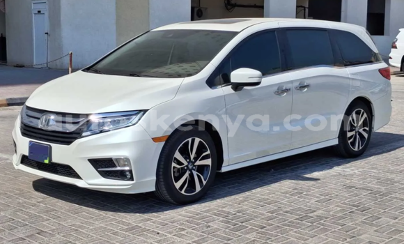 Buy Used Honda Odyssey White Car in Nairobi in Nairobi