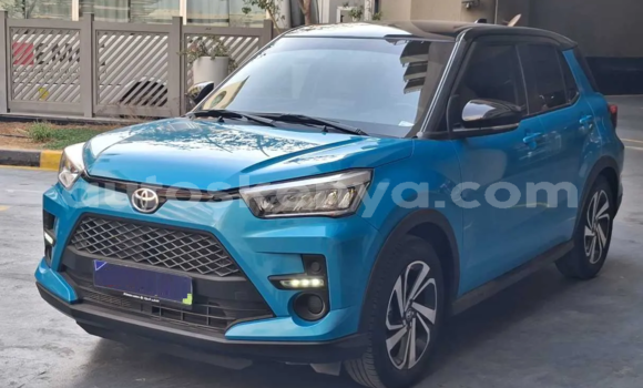 Buy Used Toyota Ractis Blue Car in Nairobi in Nairobi