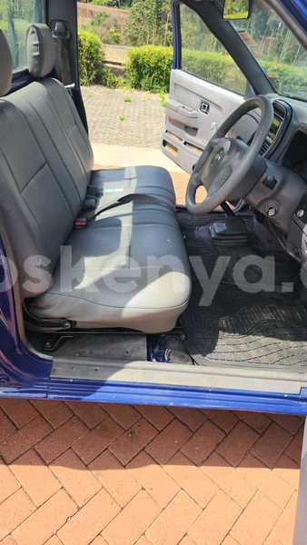 Big with watermark nissan hardbody nairobi nairobi 28288